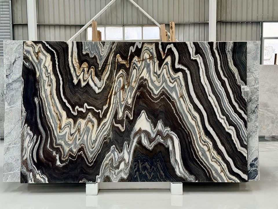 Namco Quartzite Slabs