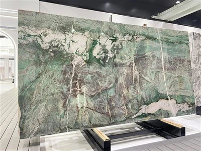 Slabiau Quartzite Vesuvio